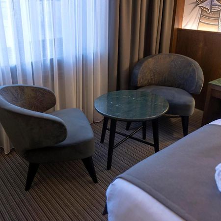 Orienta Hotel Ґюмрі Екстер'єр фото