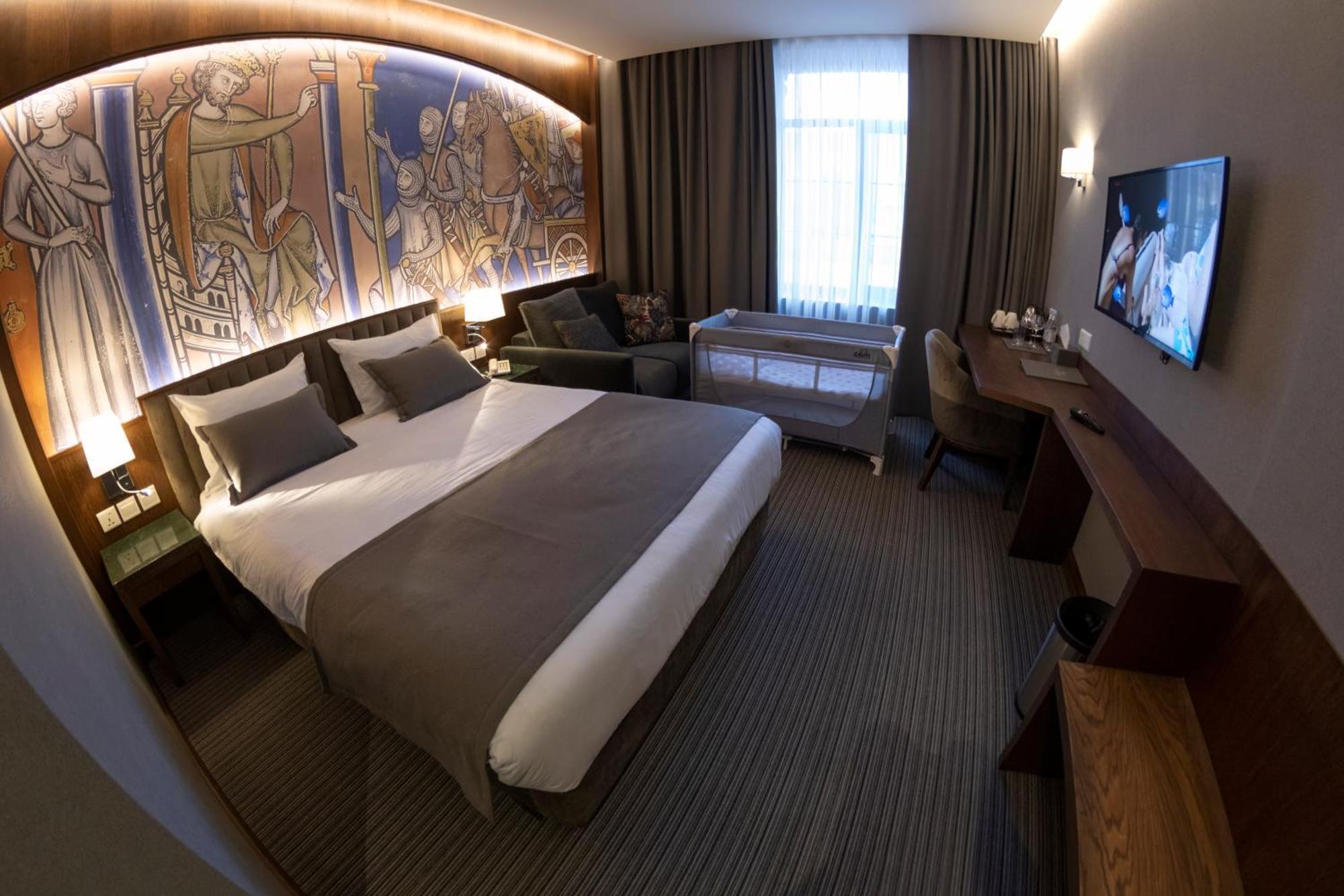 Orienta Hotel Ґюмрі Екстер'єр фото